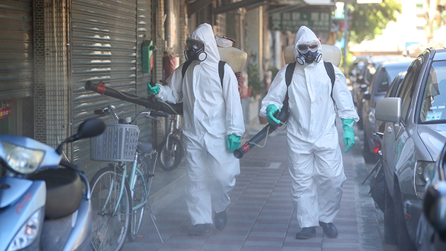 台灣10日新增2例本土確診 新增死亡1例