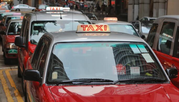 汽總促請政府在推出規管車輛車頭流動裝置法例前充分諮詢工會意見