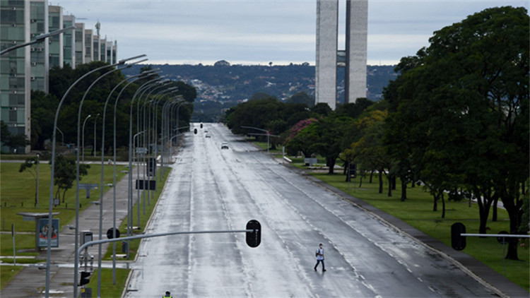中國駐里約熱內盧總領館遭爆炸物襲擊 中方回應