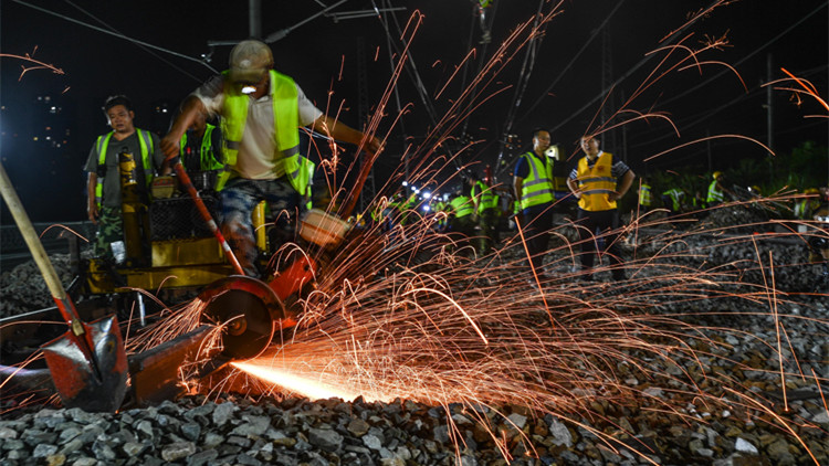 贛深高鐵順利連通廣深城際線