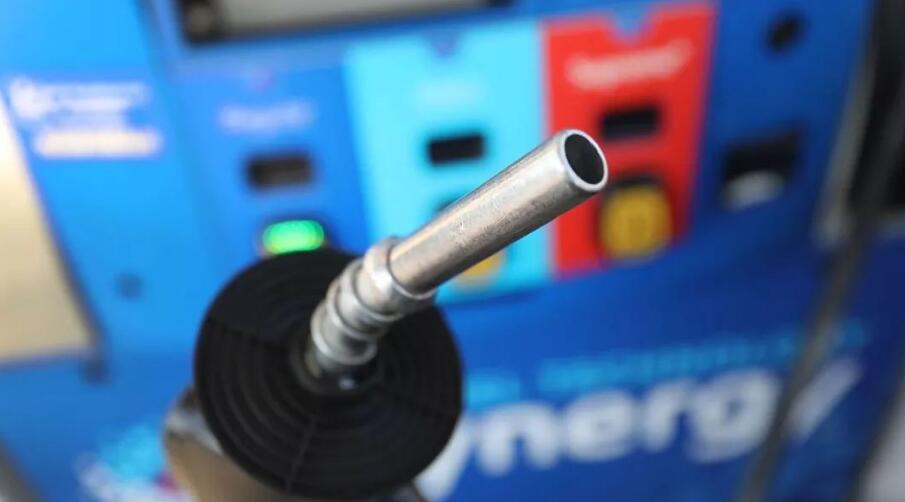 加拿大汽油價格飆升至14年來最高水平