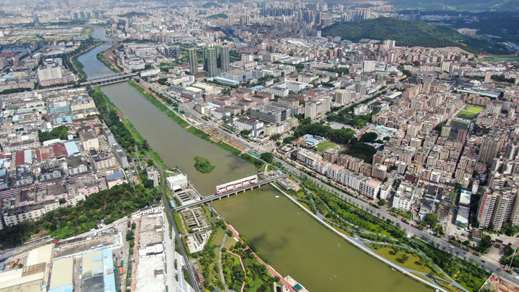 【商報時評】民心相通 港深共贏