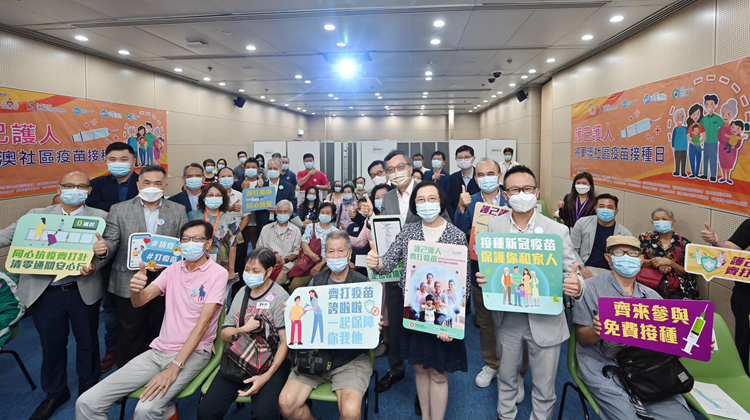建立雙重保護 陳肇始籲市民盡快接種新冠疫苗及流感疫苗