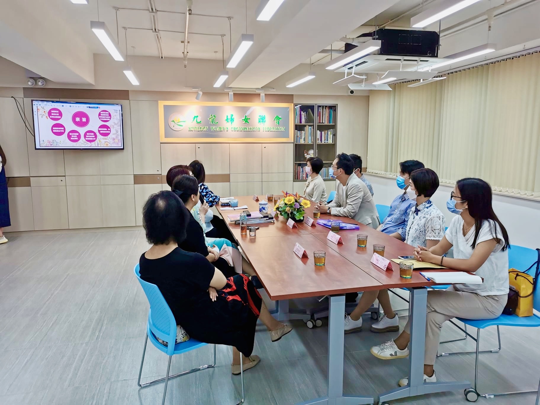 九龍城區居民聯會拜訪九龍婦聯