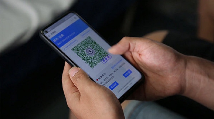 【參政議政】引入內地「健康碼」助通關