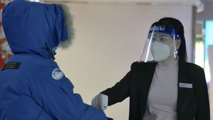 黑龍江黑河城區：小區封閉管理  公交出租停運