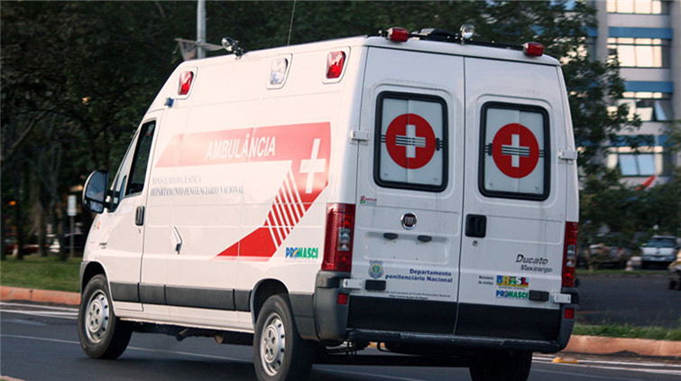 巴西消防員訓練期間洞穴坍塌 9人死亡