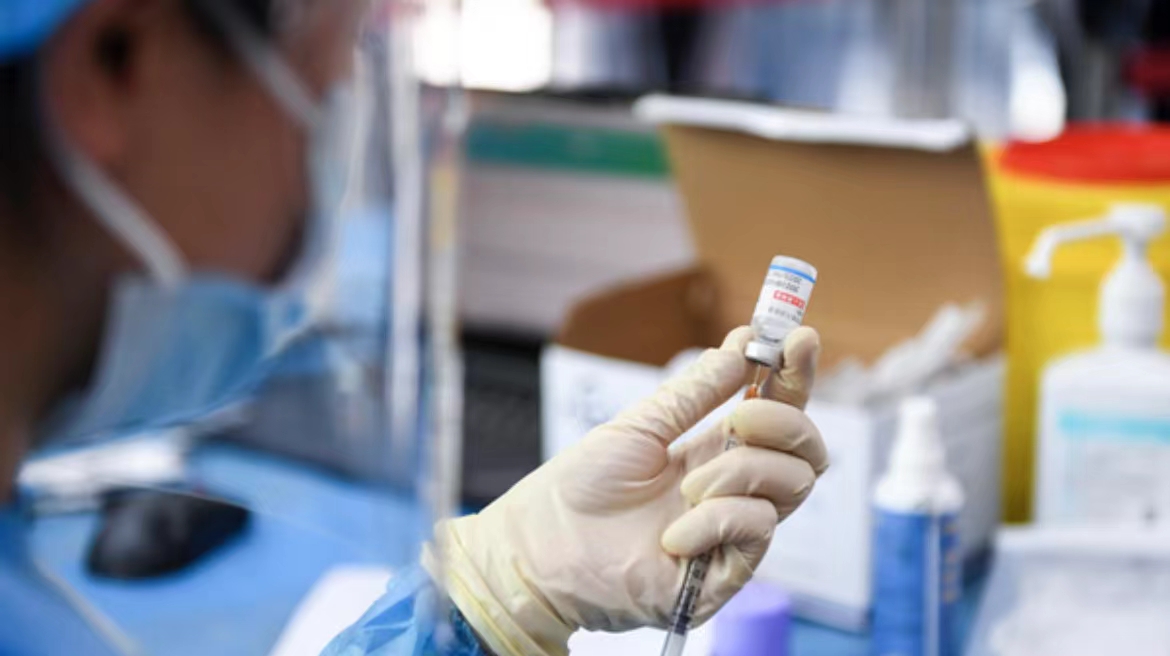 《牛津英語詞典》公布2021年度熱詞：「疫苗」