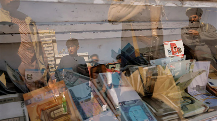 塔利班發言人：全面禁止在阿富汗使用外幣