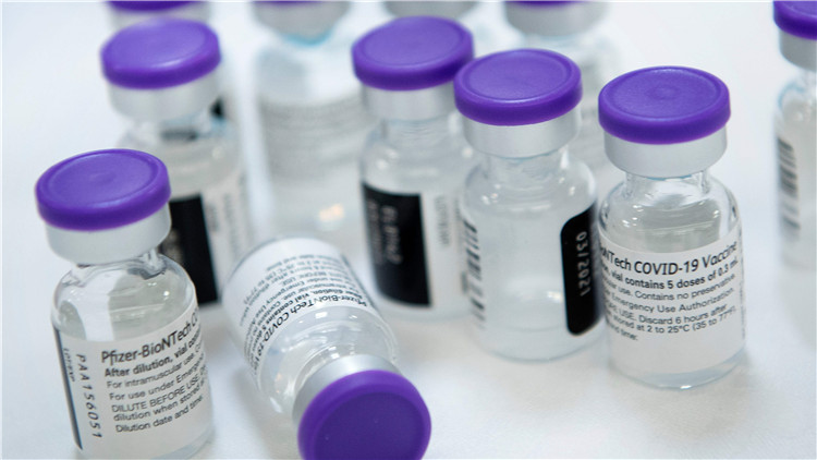 輝瑞疫苗被曝在美試驗存嚴重違規現象