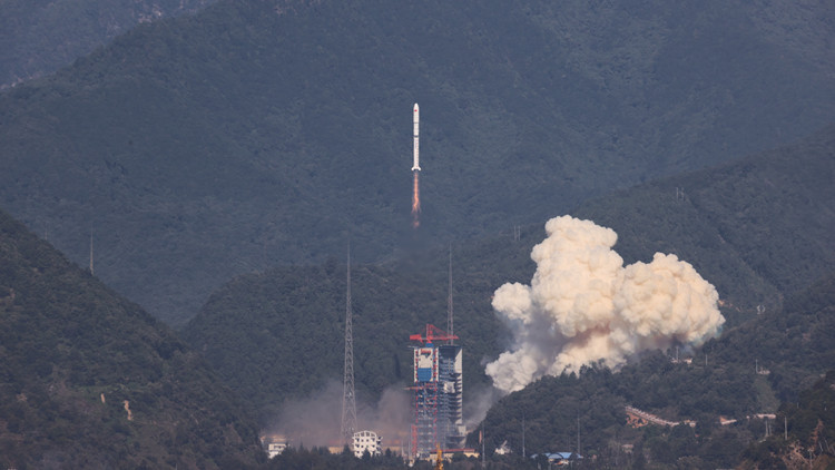 一箭三星！遙感三十五號衛星A星B星C星成功發射