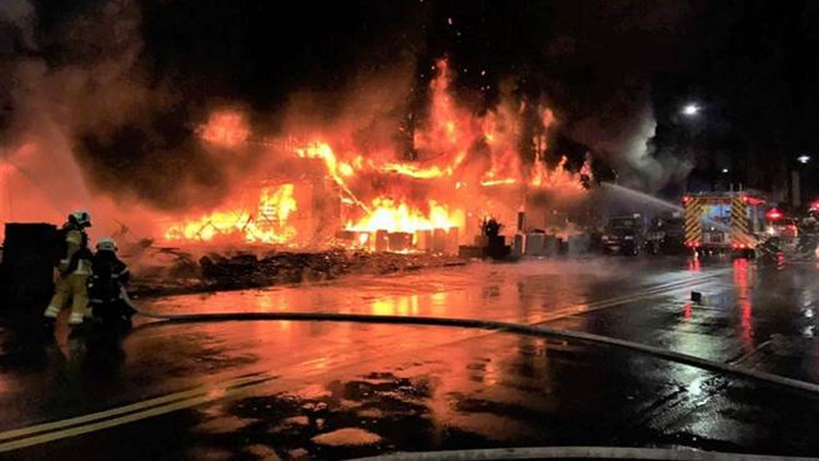 城中城大火釀46死 陳其邁：心痛如刀割