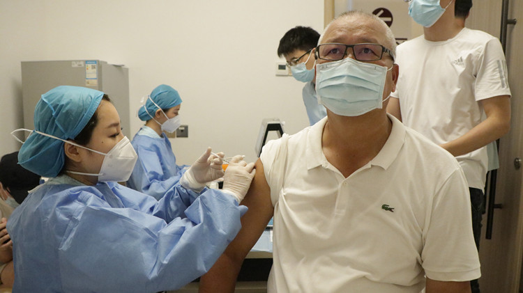 大陸台胞熱議十九屆六中全會公報：百年成就非凡 統一必然實現