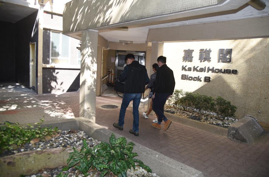 大圍嘉田苑警槍走火無人傷 子彈射進地板