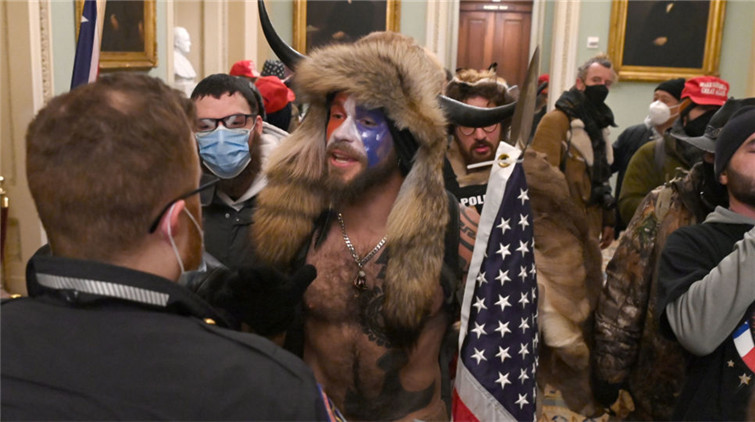 美國會山騷亂事件一參與者被判監禁41個月和3年監外看管