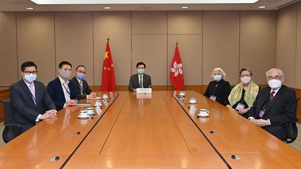 【港事講場】資審會嚴格把關亦審慎包容