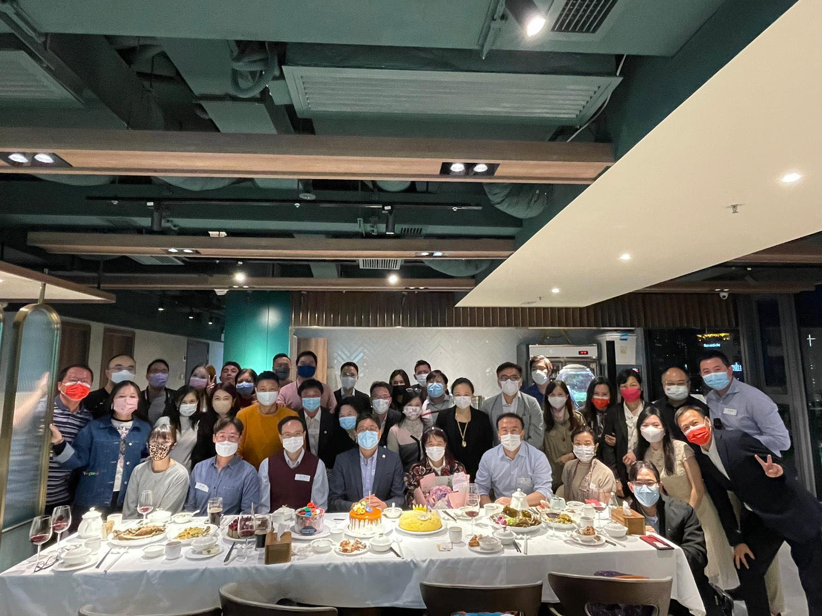 港僑聯會青委迎新暨慶生