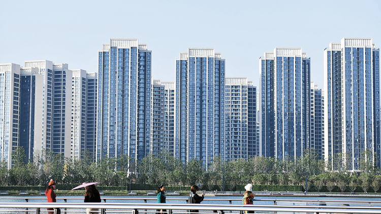 百城樓價續跌 房企銷售萎縮 機構指底部尚未到來