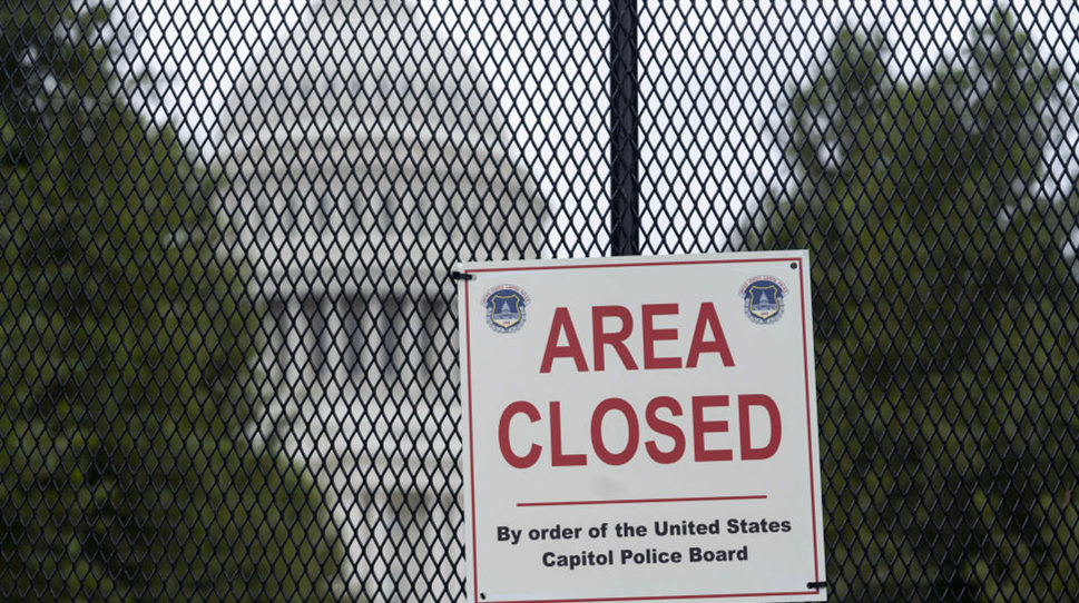 【官媒發聲】失敗的「民主秀」 喪家的乏走狗