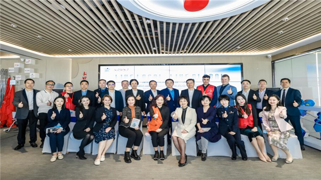 連接香港 擁抱世界 中外代表齊聚羅湖 共繪深圳國際化街區新藍圖