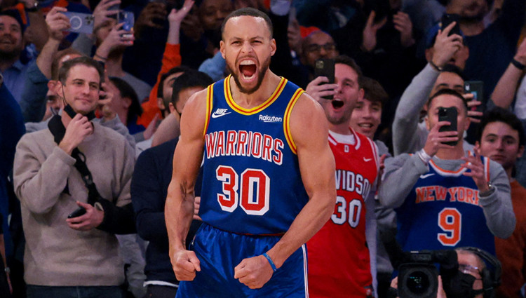 居里膺NBA三分王 789場射入2974球