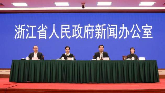 截至17日16時，浙江三地累計報告確診病例421例、無症狀感染者2例