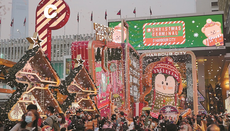 商場紛推優惠 餐飲生意激增 平安夜消費氣氛熱烈