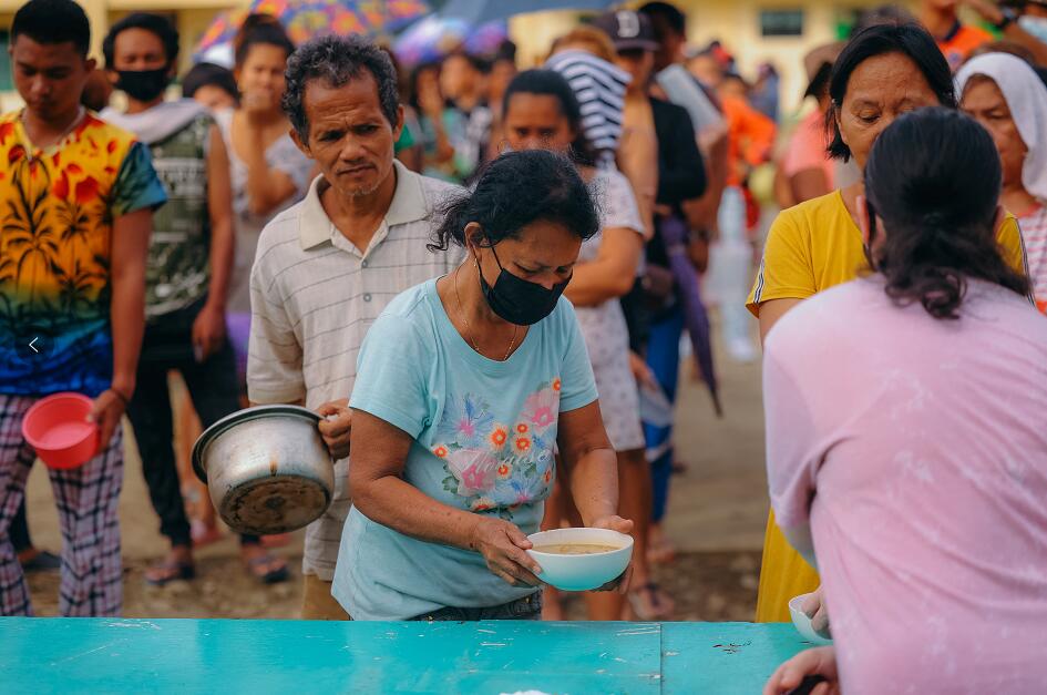 颱風「雷伊」襲菲 增至388人遇難