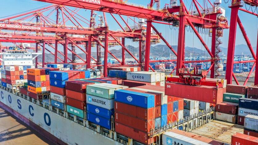 運費暴漲 中遠海控豪派30個月工資年終獎金