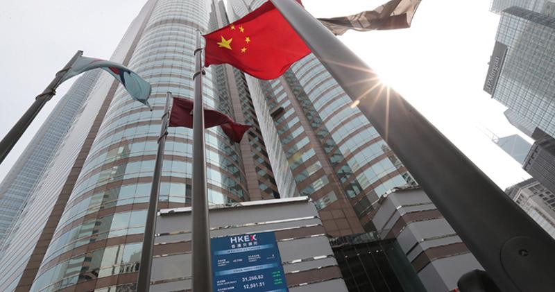 【投資周記】今年港股料強過美股