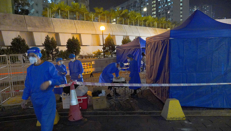 圖集丨葵涌新葵芳花園有住戶初步確診 C座須圍封強檢 