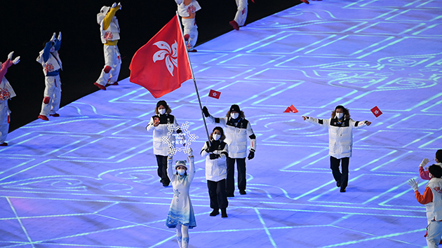 圖集｜北京冬奧開幕式舉行 中國香港代表團入場