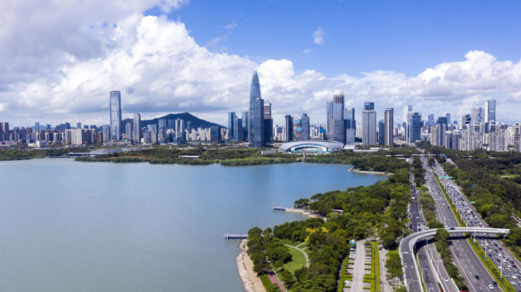 深圳在重點人群中新發現3例確診病例