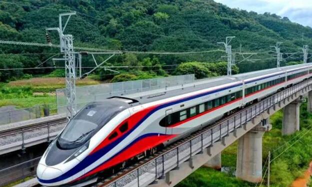 春節期間中老鐵路國際貨運量超2萬噸