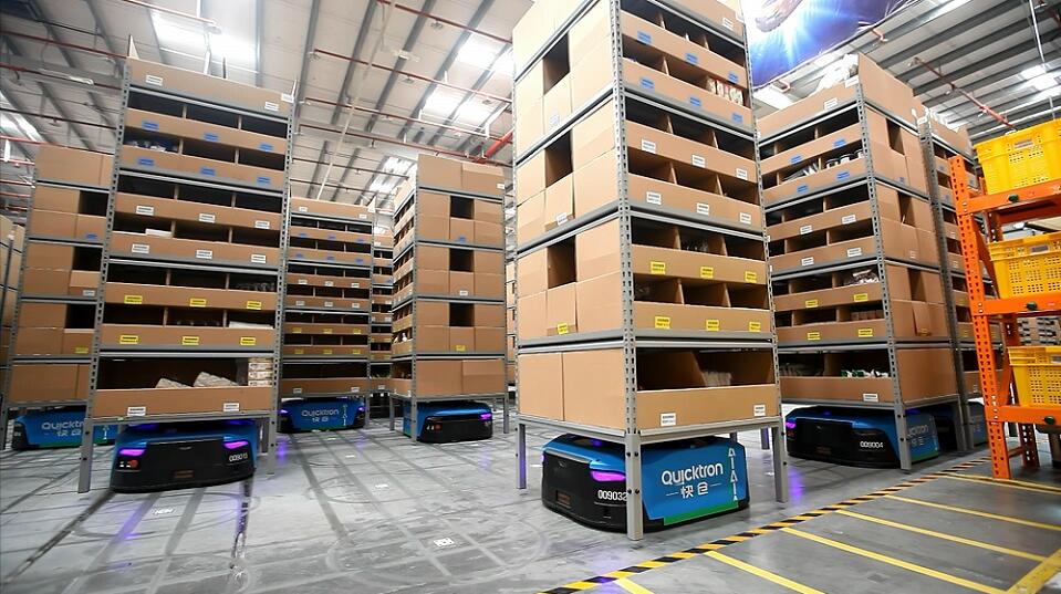 阿里旗下菜鳥物流協助運送抗疫捐贈物資