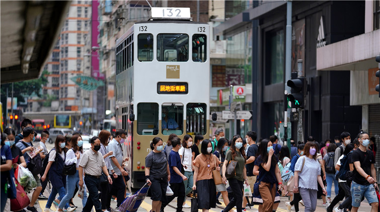 陳智思：向病毒投降絕不是選項 國家馳援有助打贏疫戰