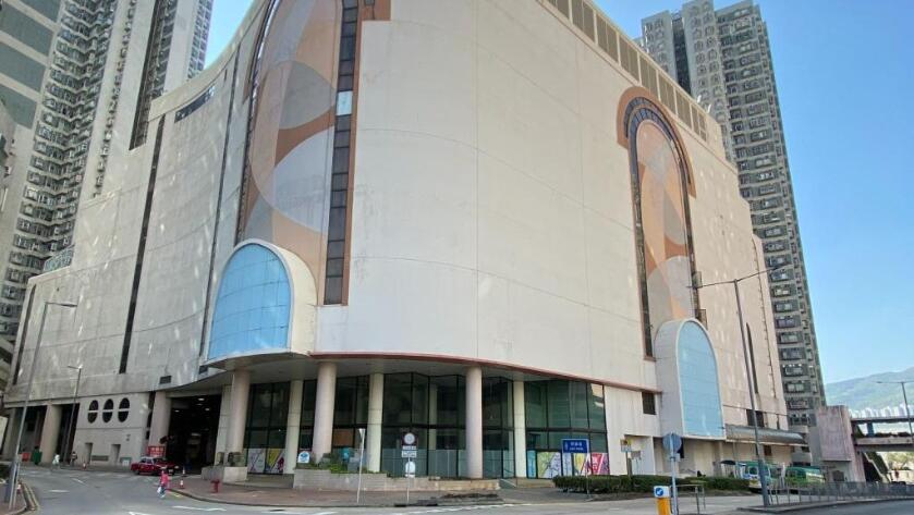 鄧成波家族13億放售海濱廣場 呎價5400元