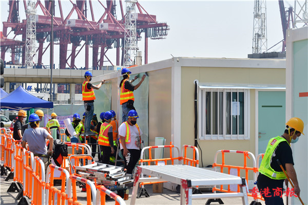 圖集｜香港再出發大聯盟到青衣方艙工地慰問及贈送物資
