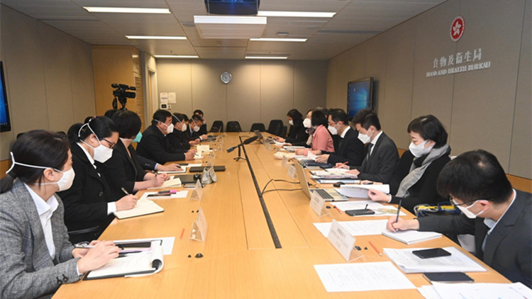 陳肇始與內地專家開會  討論如何加強社交距離措施等