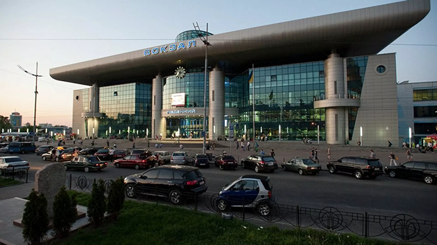 自烏克蘭基輔撤離的華人已抵達羅馬尼亞首都布加勒斯特