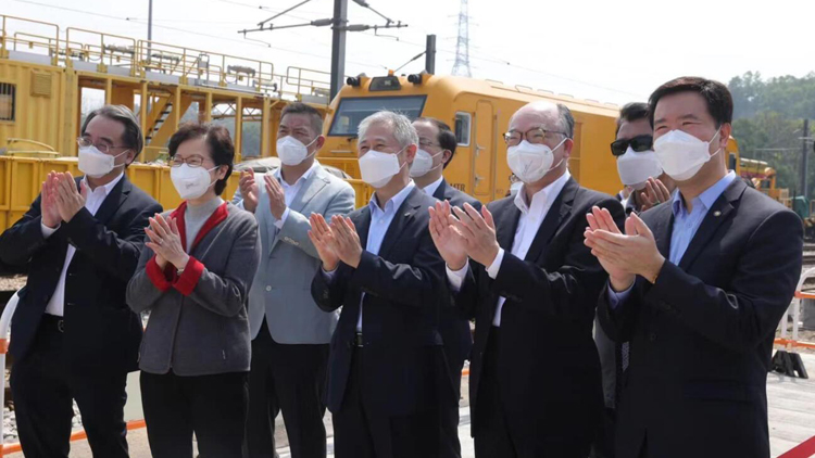 嚴剛：特區政府要勇於擔當勇挑重擔 盡快盡早遏制疫情