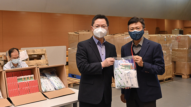 薛永恒視察廉政公署抗疫物資包分發中心