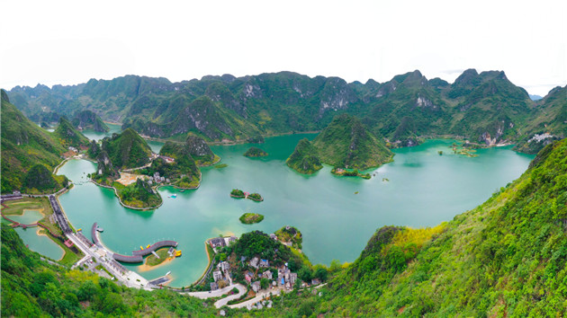 桂百色試驗區外貿進出口總額突破400億元