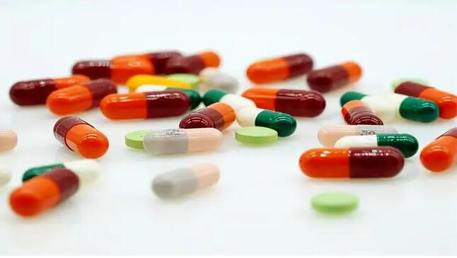 新冠口服藥初評效果好 專家籲市民打針更重要