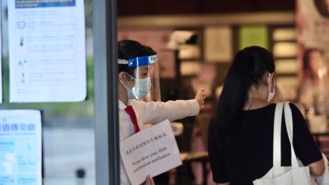 政府跟進污水監測呈陽性結果 18日起派逾10萬個快檢包