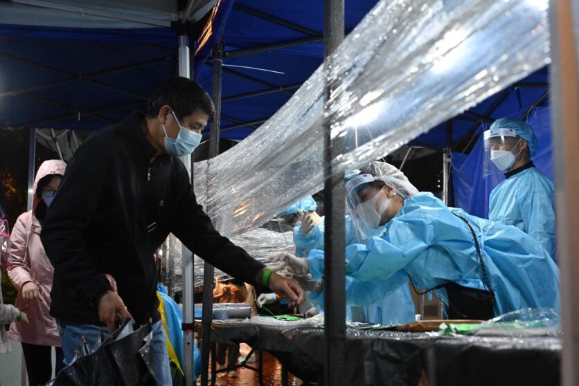 港府下午5時起圍封觀塘翠屏（北）邨翠榆樓強檢