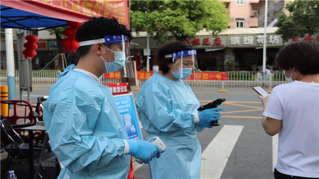 共同守護家園，深圳坪山深港澳青年爭做防疫志願者