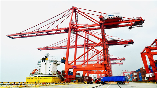 海上「供港快線」再創新高   單日運輸量突破5000標箱