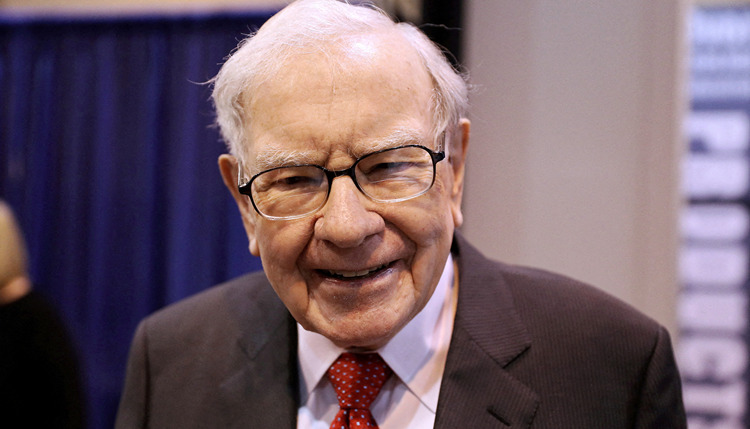 91歲巴菲特聲稱健康極佳 暫時無意退休