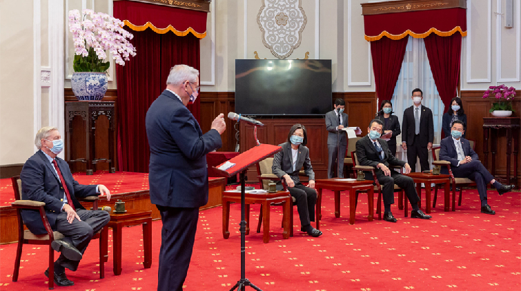 美6參眾議員竄訪台灣 前國民黨立委：不要上霸權鬥爭的當